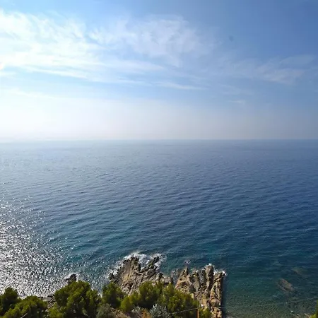 Blue Sky Daire Sanremo