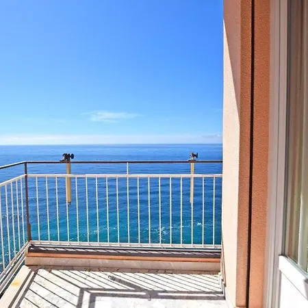 Blue Sky Daire Sanremo
